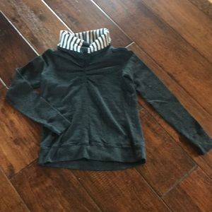 lululemon sweatshirt